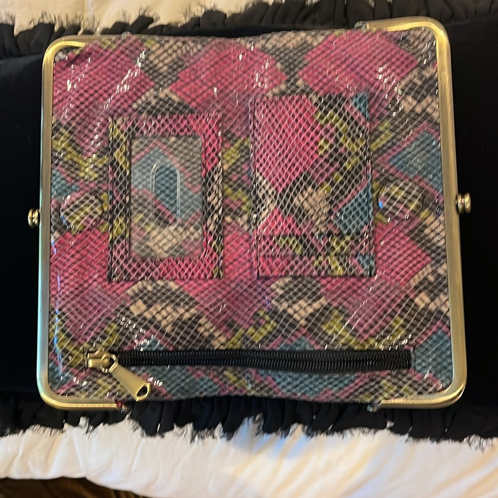 Hobo wallet clutch.  Holds phone, cards. - Picture 2 of 7